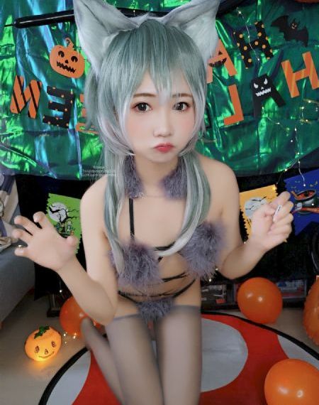 白丝尤物小仙女丝祙自慰喷水_日韩在线观看