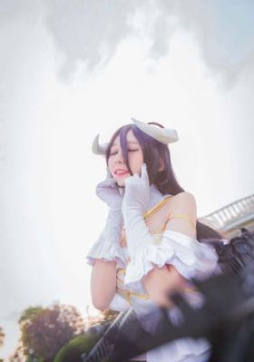 张筱雨大尺度人体写真_高清完整版免费全集免费观看